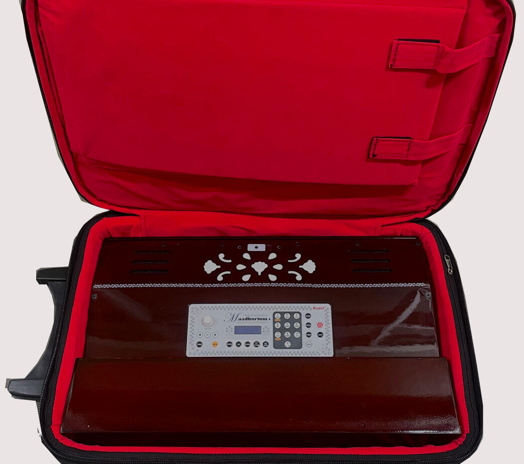 Maadhurium-Travel-hard-case